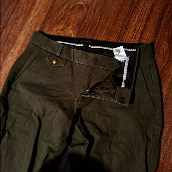 Excellent condition. Just wrinkled from the drawer - Picture 3 of 3